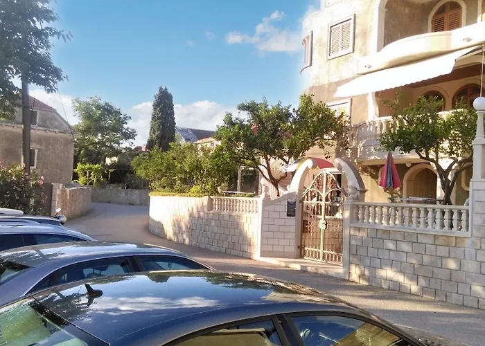 Charming With Sea View In - 27 Sqm Lägenhet Sumartin