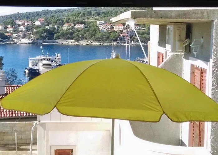 Lägenhet Charming With Sea View In - 27 Sqm Sumartin